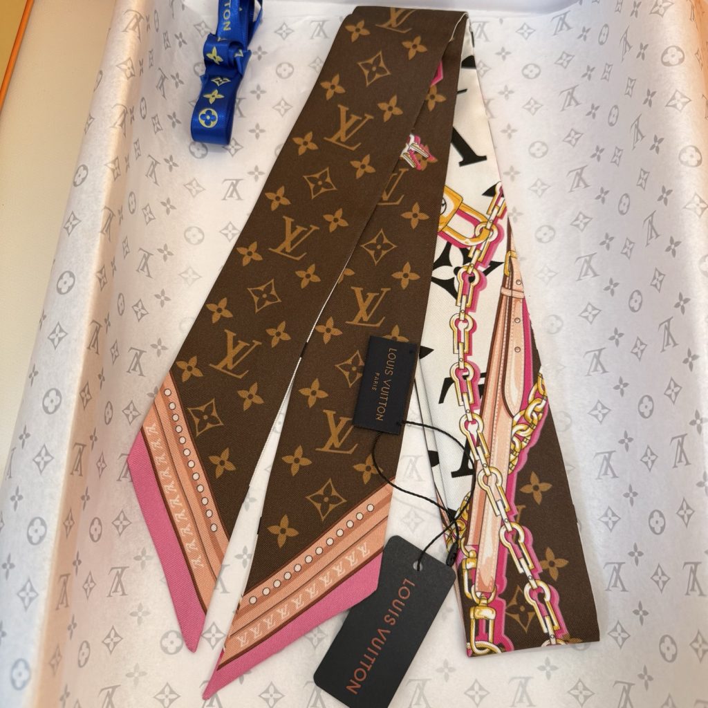 Louis Vuitton Ultimate Monogram BB headband with ribbon