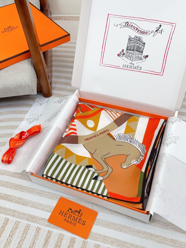 Hermès new silk scarf