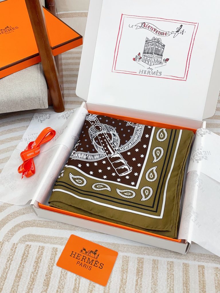 Hermès new silk scarf