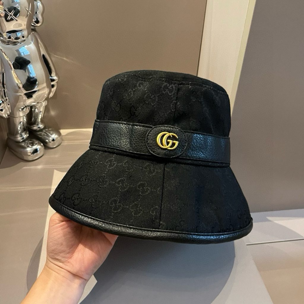 Gucci Classic Monogram Fisherman Hat